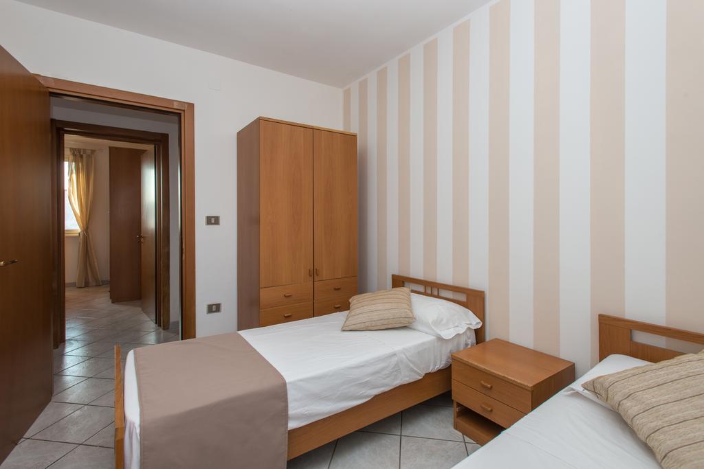 Blu Side Hotel & Residence Torre San Giovanni Exterior foto