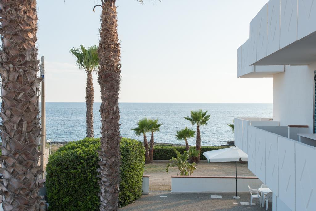 Blu Side Hotel & Residence Torre San Giovanni Exterior foto
