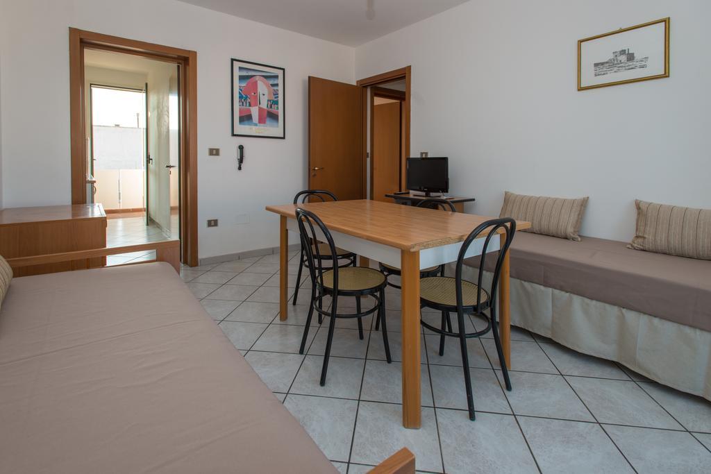Blu Side Hotel & Residence Torre San Giovanni Exterior foto
