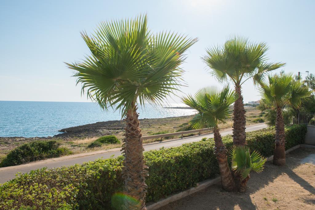 Blu Side Hotel & Residence Torre San Giovanni Exterior foto